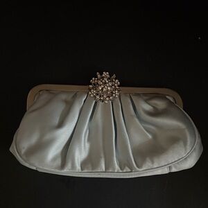 Elegant Silver Clutch with Crystal Embellishment